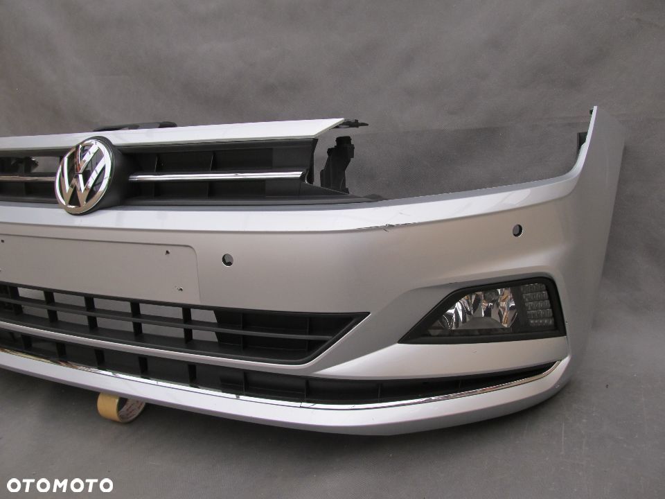 Zderzak przedni VW Polo 2G 17 - 22 Pdc-4  Lakier LA7W - 1