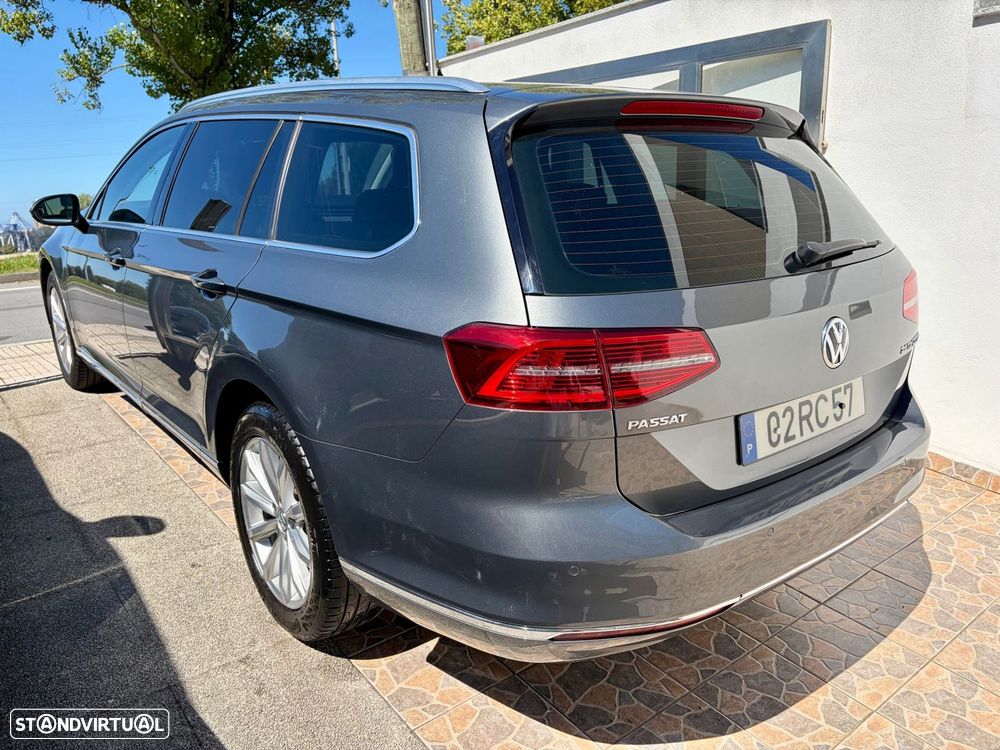 VW Passat Variant 2.0 TDI Highline DSG - 2