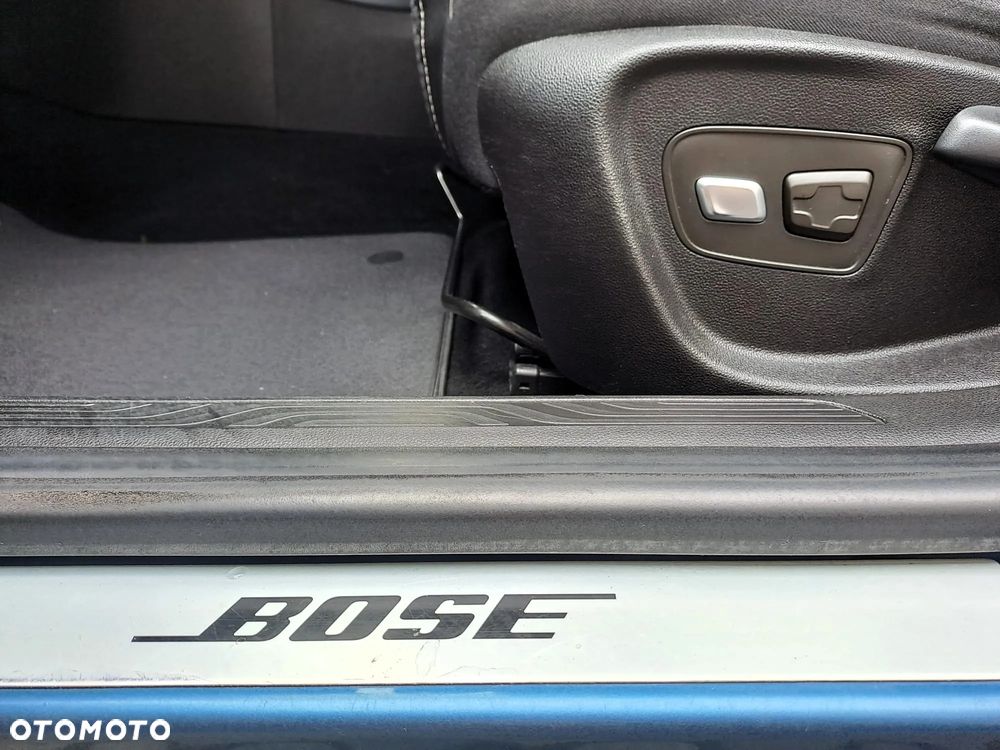 Renault Megane ENERGY dCi 130 Start & Stop Bose Edition - 27