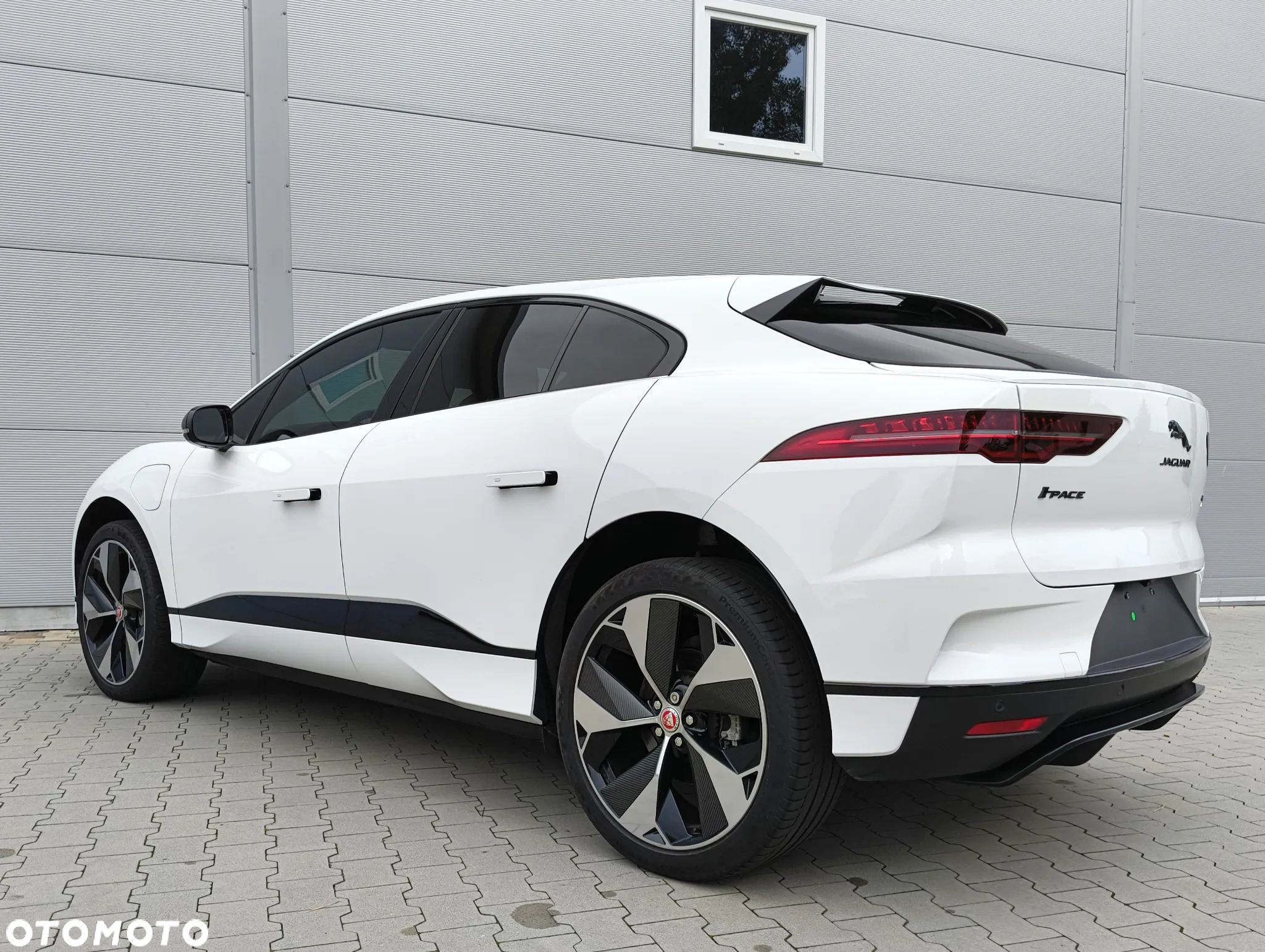 Jaguar I-Pace EV400 AWD HSE - 8