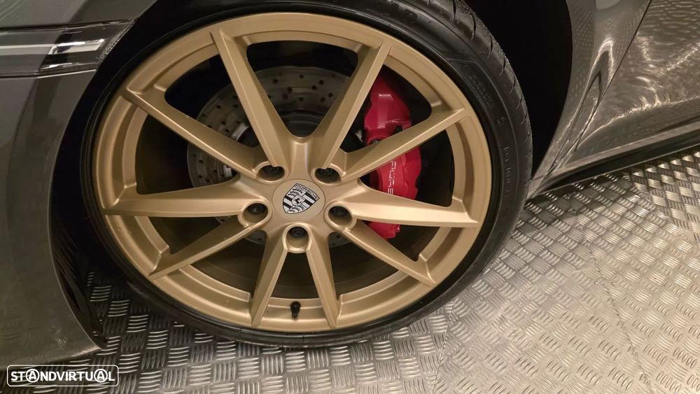 Porsche 911 (992) Carrera S PDK - 32