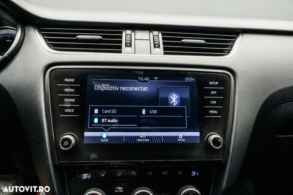 Skoda Octavia 1.6 TDI Premium Edition - 20