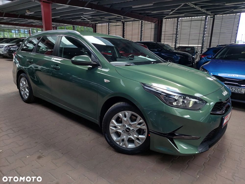 Kia Ceed 1.5 T-GDI M - 37