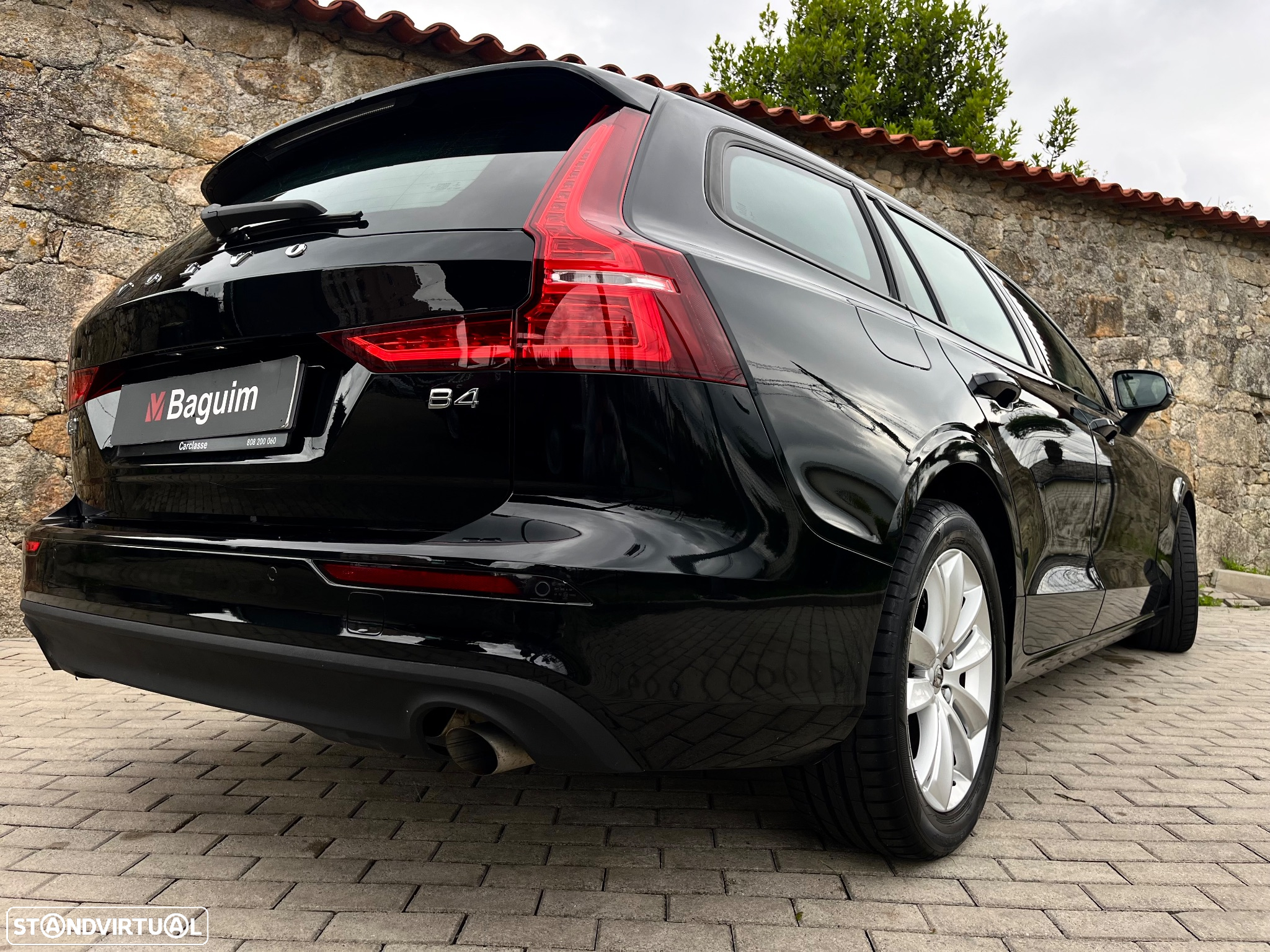 Volvo V60 2.0 B4 Momentum Geartronic - 18