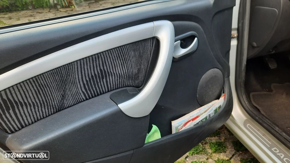 Dacia Sandero 1.2 16V Access - 8