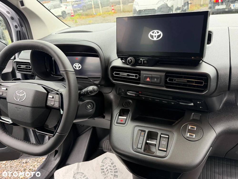 Toyota City Brygadowy - 11