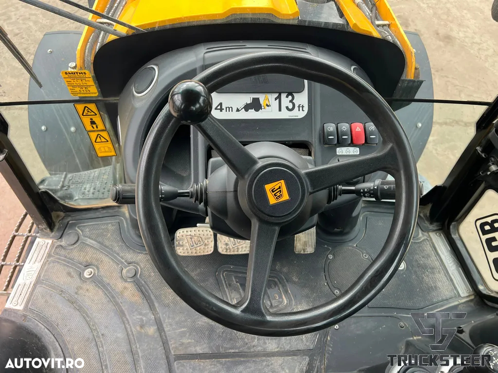 JCB 3CX - 12