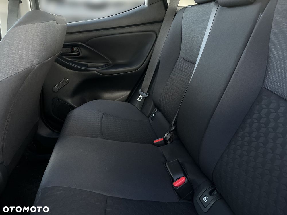 Toyota Yaris - 14