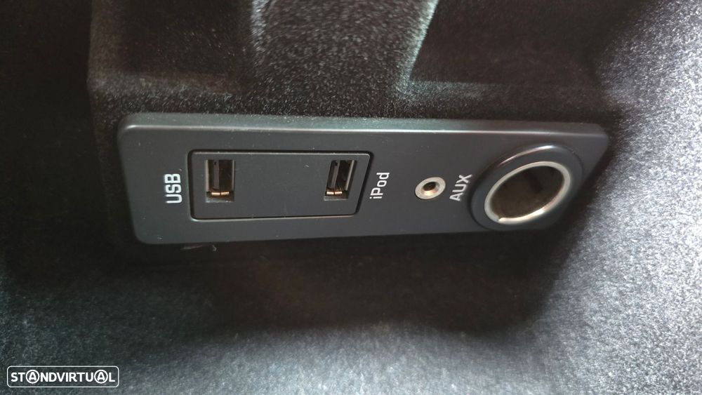 Land Rover Range Rover Evoque 2.2 SD4 Prestige Auto - 32