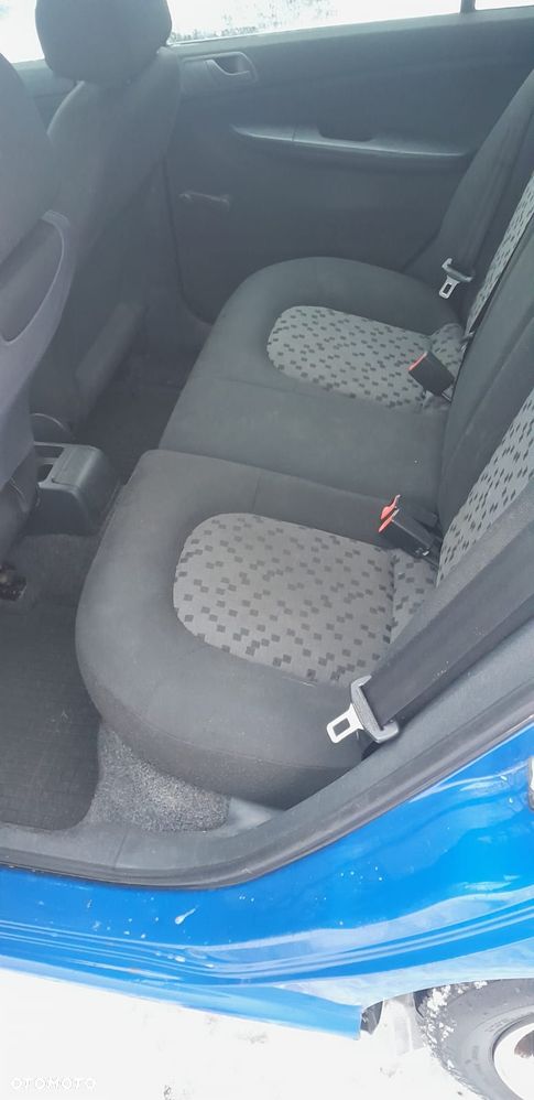 Skoda Fabia 1.4 16V Active - 10