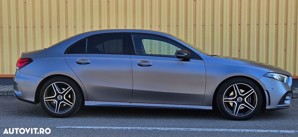 Mercedes-Benz A 200 Sedan 7G-DCT AMG Line - 4