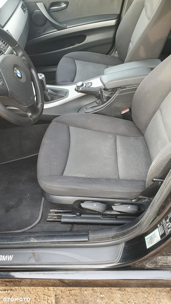 BMW Seria 3 325i - 12