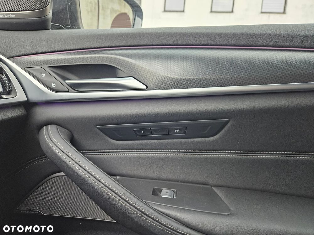 BMW Seria 5 545e xDrive M Sport sport - 17