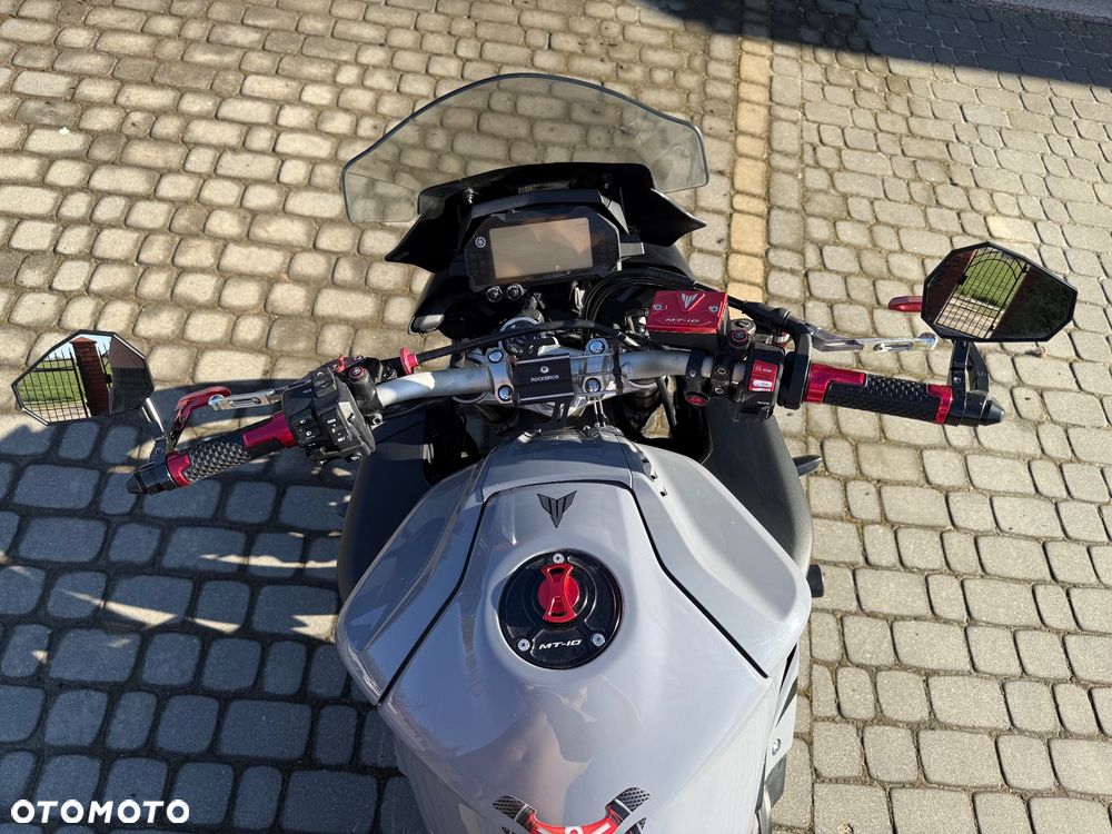 Yamaha MT - 8