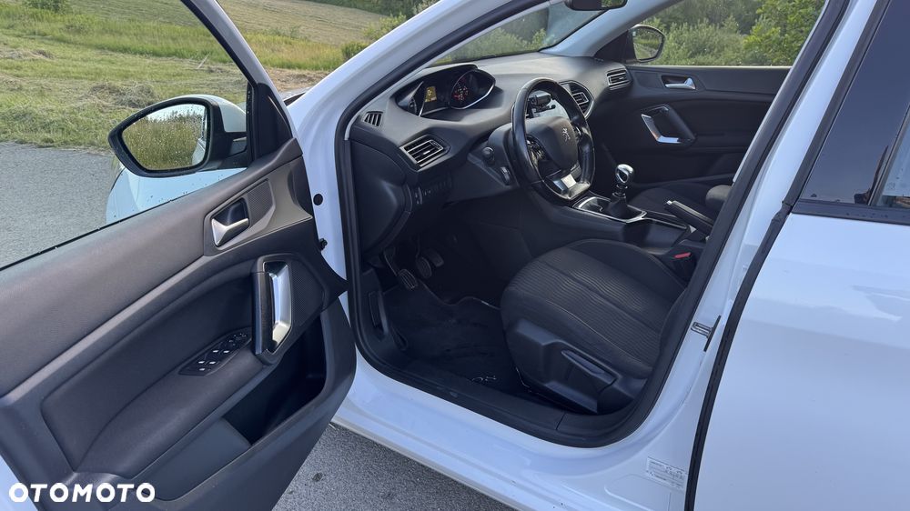 Peugeot 308 - 10