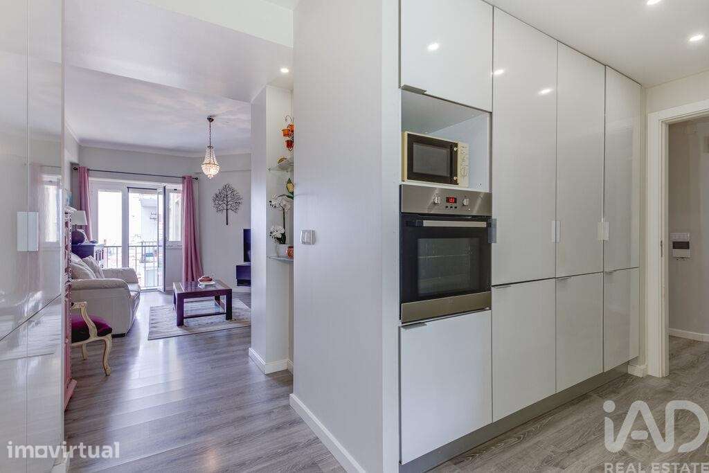 Apartamento T3 em Penha de França de 98 m2 - Grande imagem: 3/35
