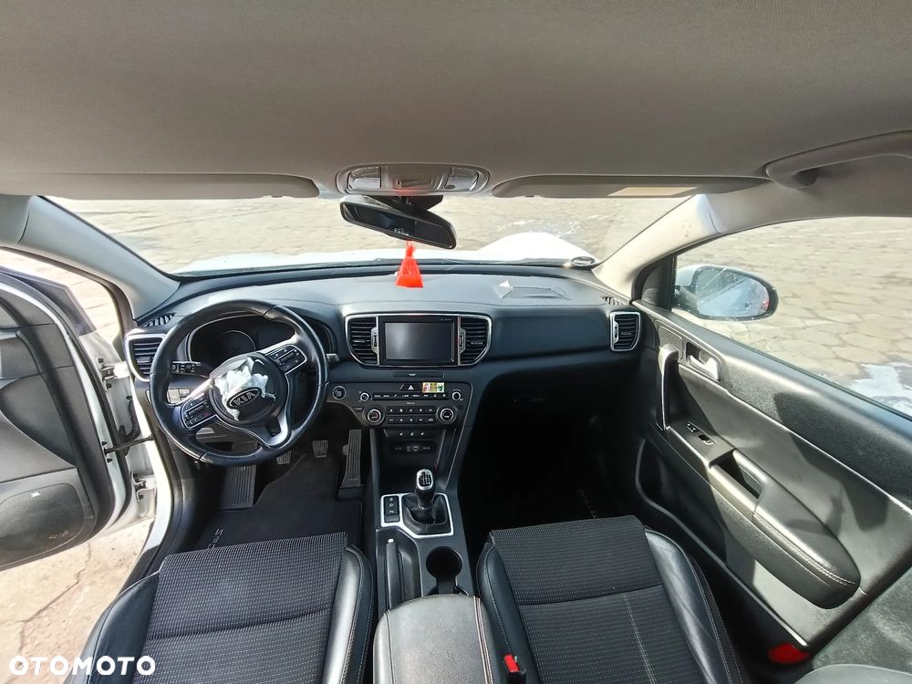 Kia Sportage 2.0 CRDI L - 11