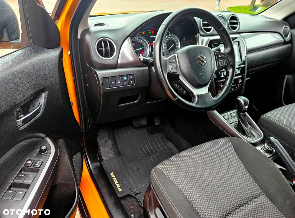 Suzuki Vitara 1.5 Dualjet Hybrid Allgrip AGS Comfort+ - 16