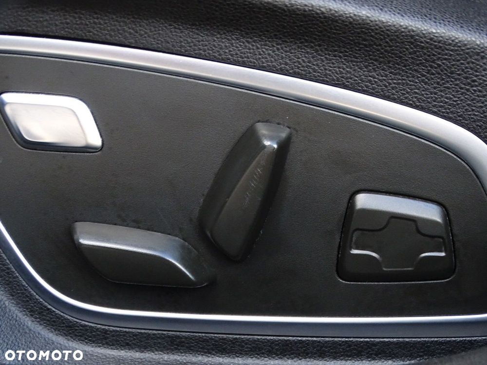 Renault Talisman ENERGY dCi 160 EDC INTENS - 28