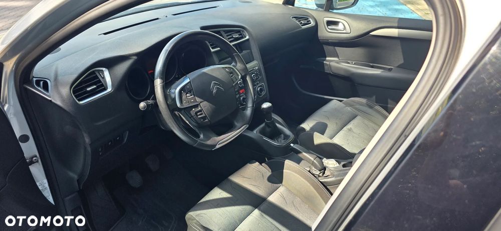 Citroën C4 1.6 HDi Attraction - 13