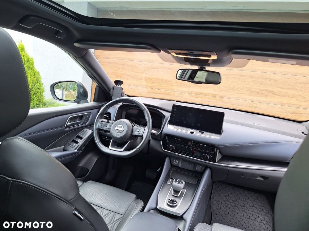 Nissan Qashqai 1.3 DIG-T mHEV 4x4 Tekna+ Xtronic - 17