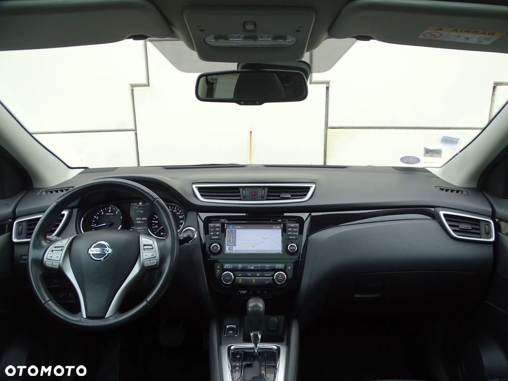 Nissan Qashqai 1.2 DIG-T Xtronic TEKNA+ - 11