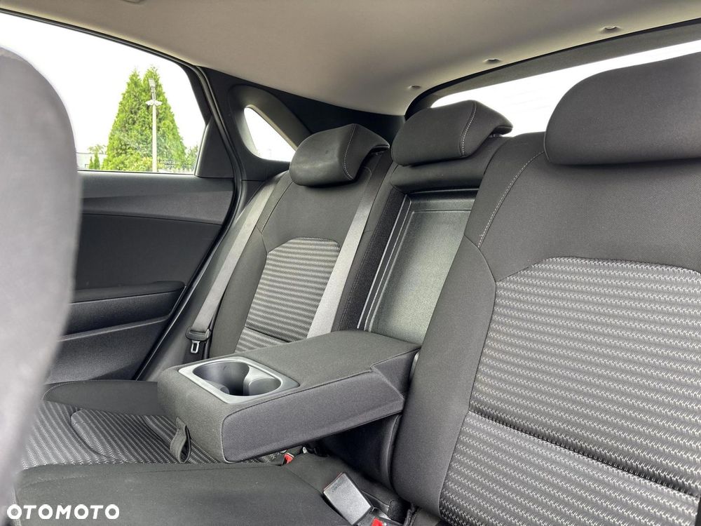 Kia Ceed 1.5 T-GDI M DCT - 17