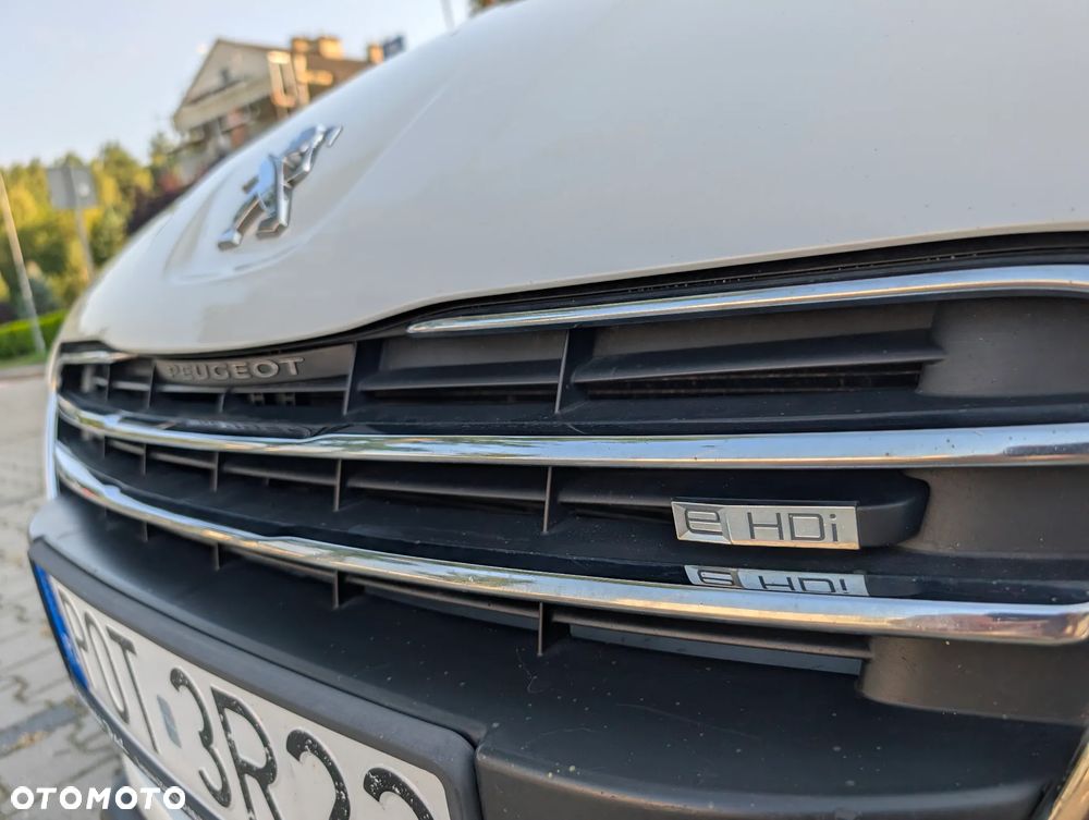 Peugeot 508 1.6 e-HDi Active S&S - 20