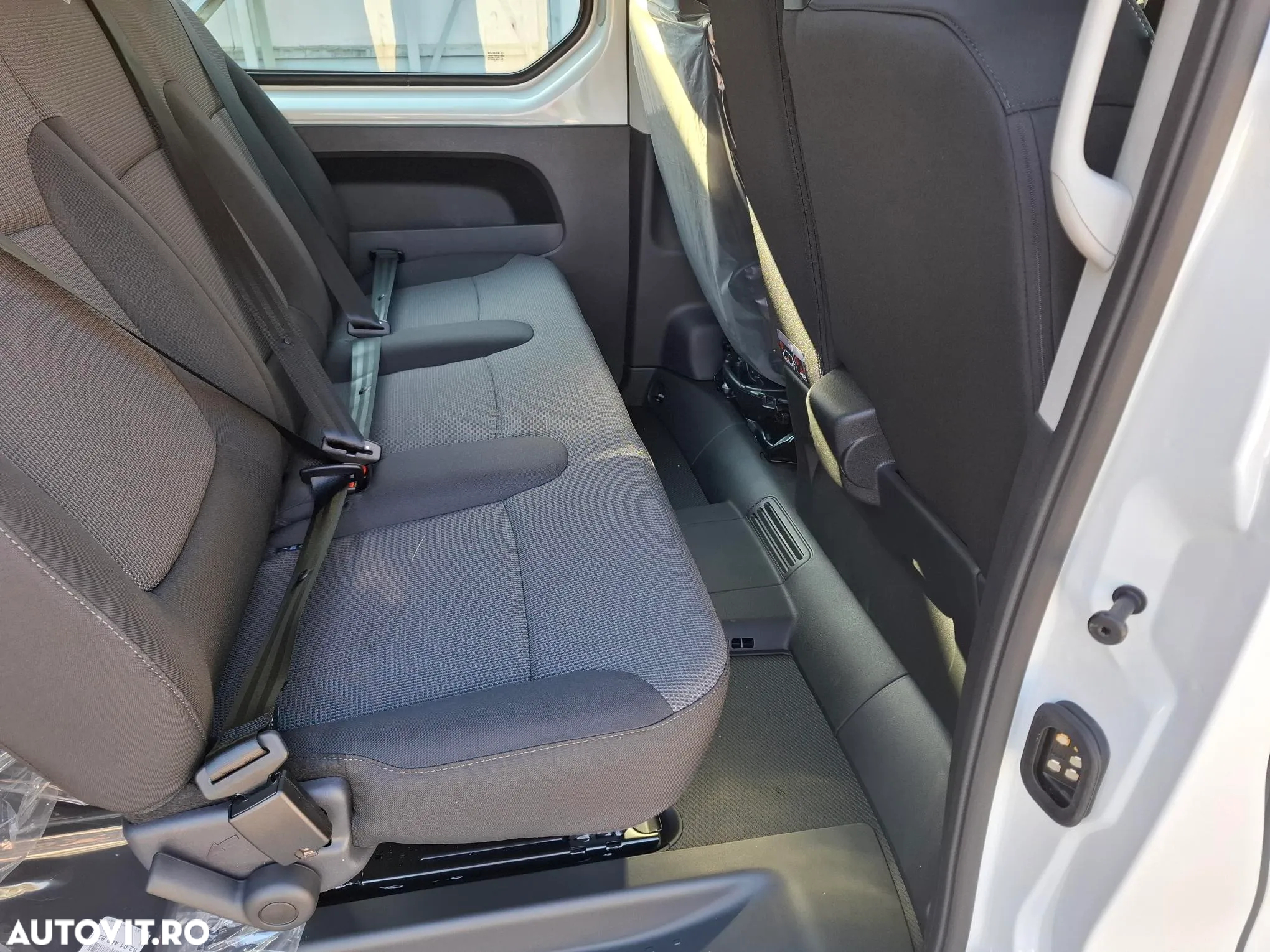 Renault Trafic Combi 2.0 Blue dCi 110 S&S L2 8+1 Life - 8