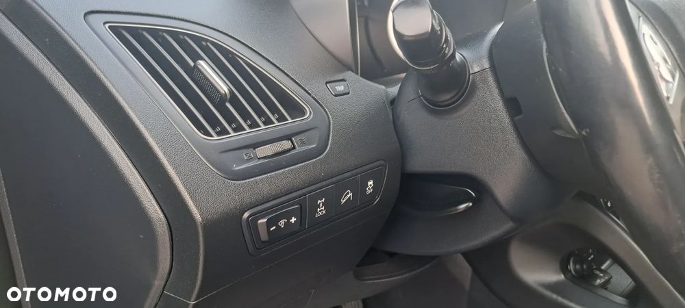 Hyundai ix35 - 24