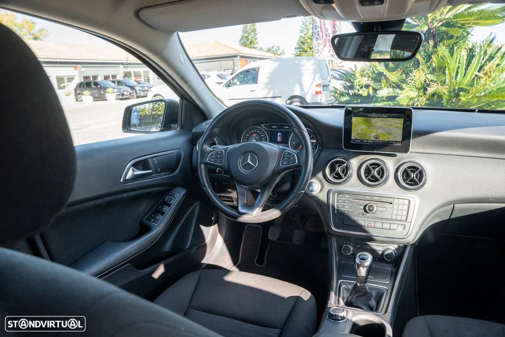 Mercedes-Benz A 180 d Fleet Pack Urban - 8