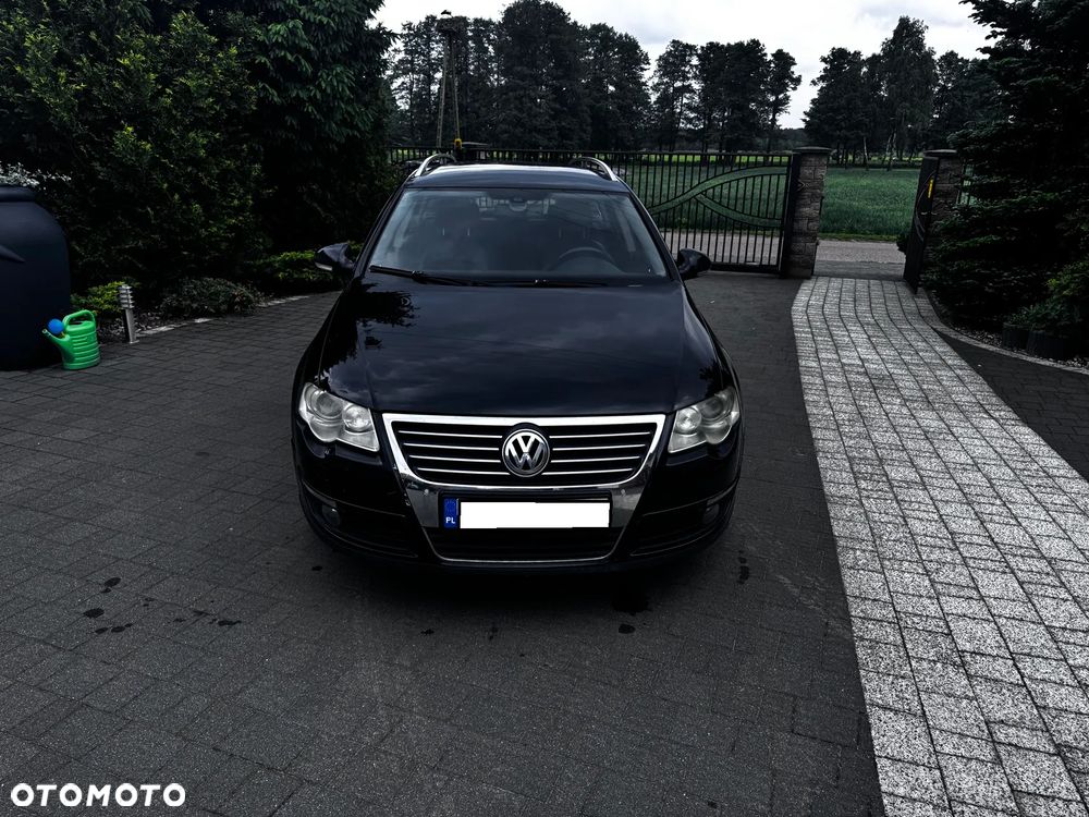 Volkswagen Passat 2.0 TDI DPF Highline - 17