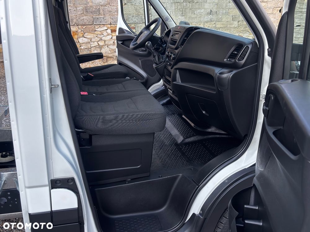 Iveco Daily - 22