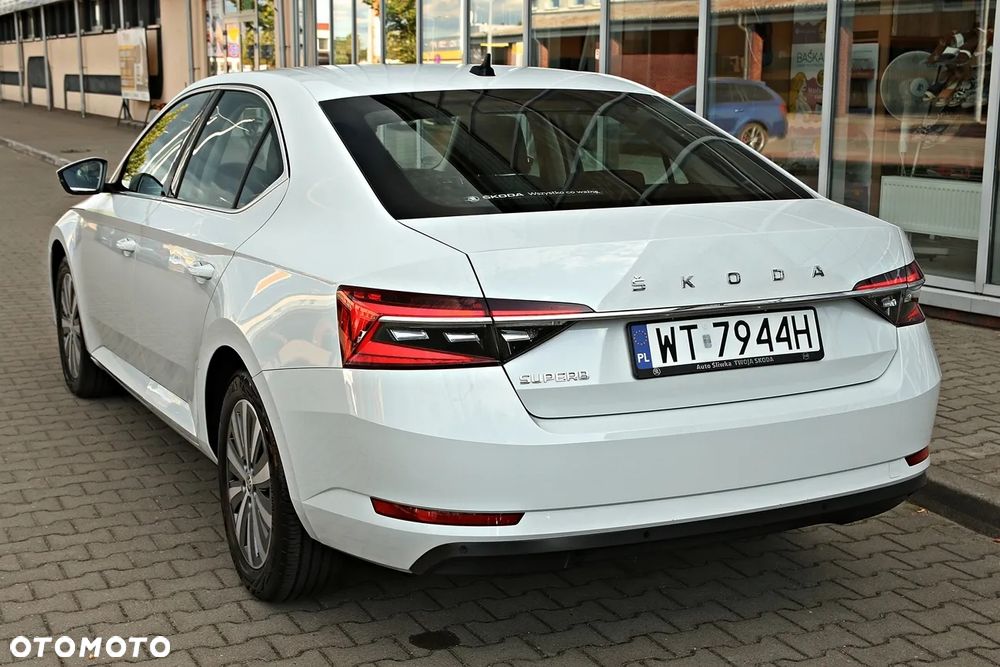 Skoda Superb 1.5 TSI Ambition DSG - 19