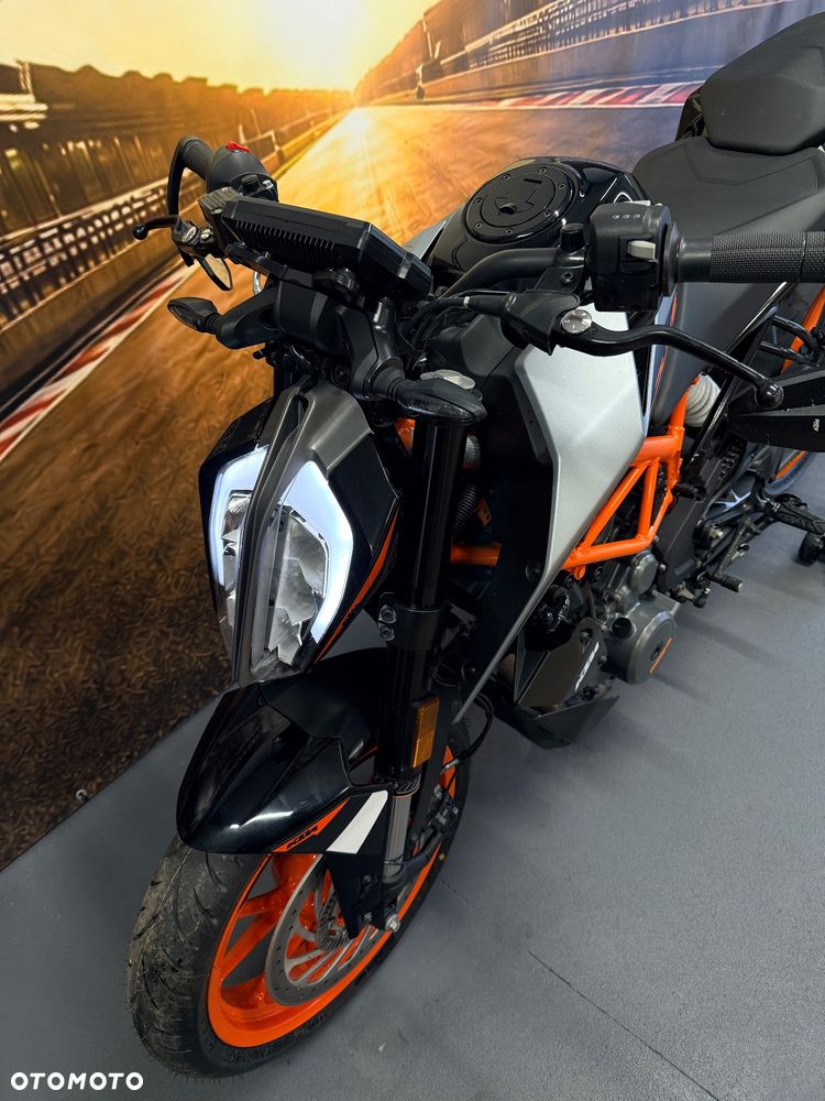 KTM Duke - 11