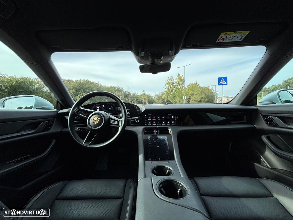 Porsche Taycan Standard - 17