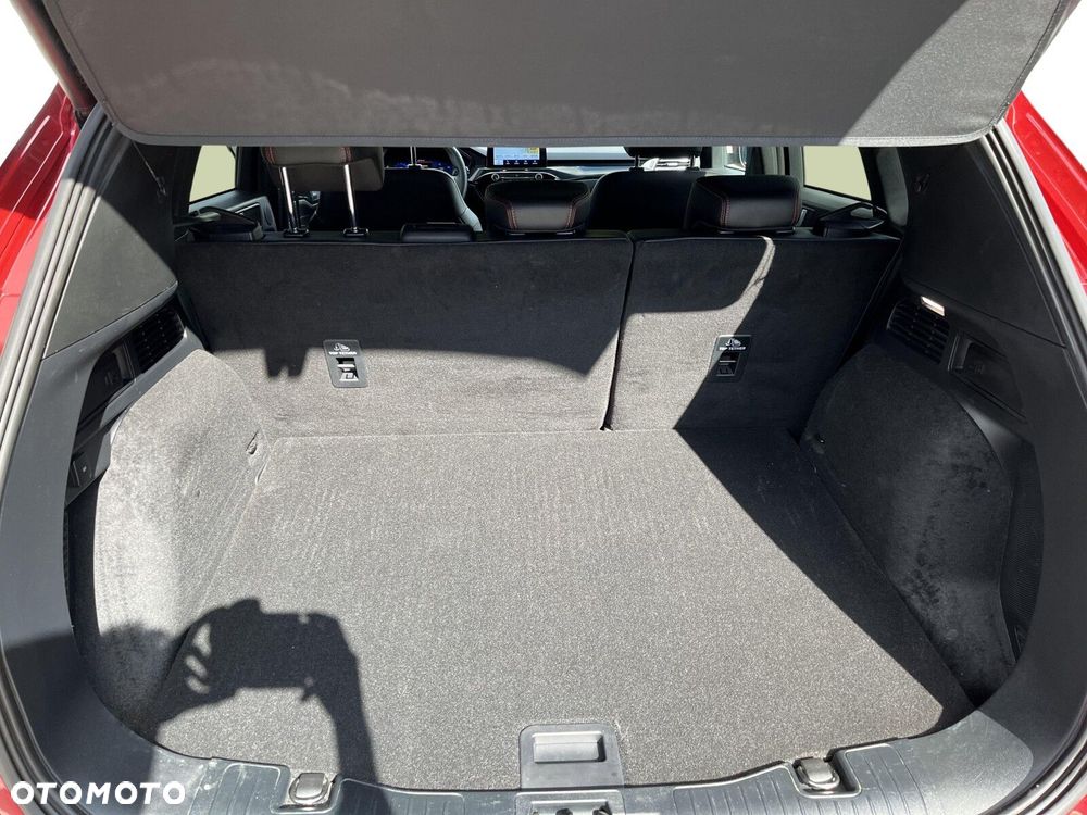 Ford Kuga 2.5 FHEV AWD ST-Line X - 18