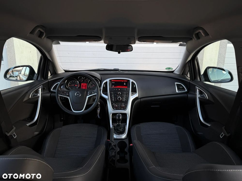 Opel Astra 1.6 Cosmo - 22