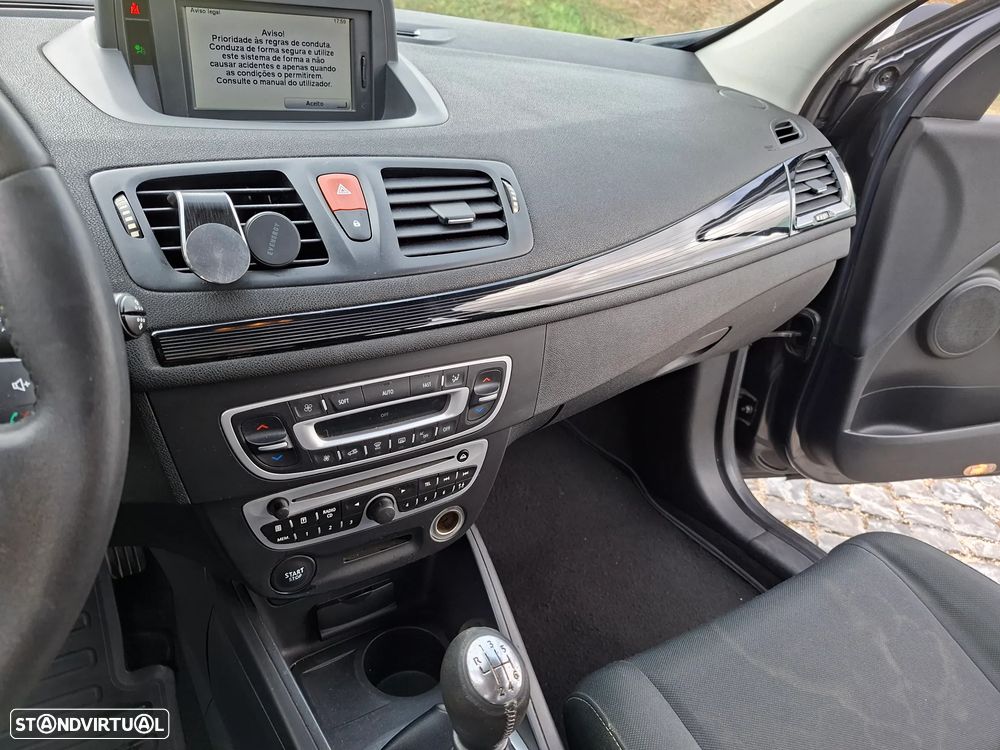 Renault Mégane 1.5 dCi Dynamique - 9