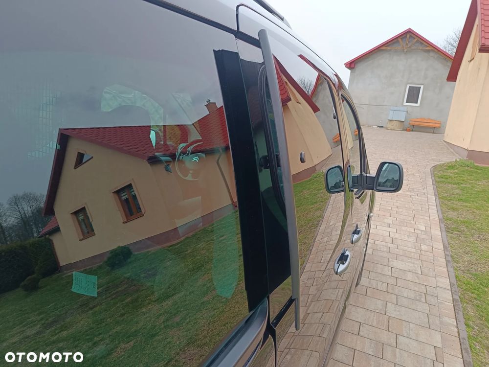 Citroën Berlingo Multispace BlueHDi 120 S&S SHINE - 16