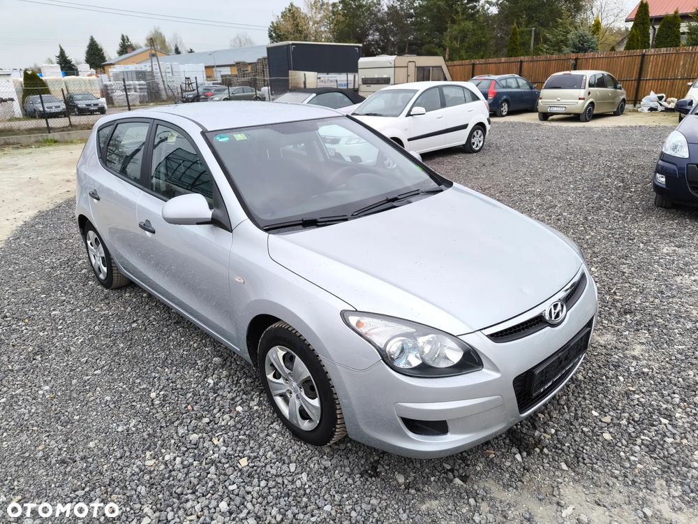 Hyundai i30 1.4 Classic + - 6