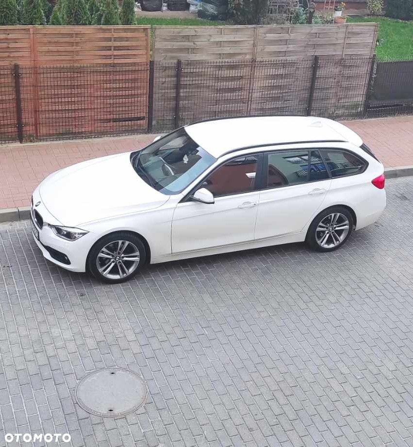 BMW Seria 3 318i GPF Advantage - 4