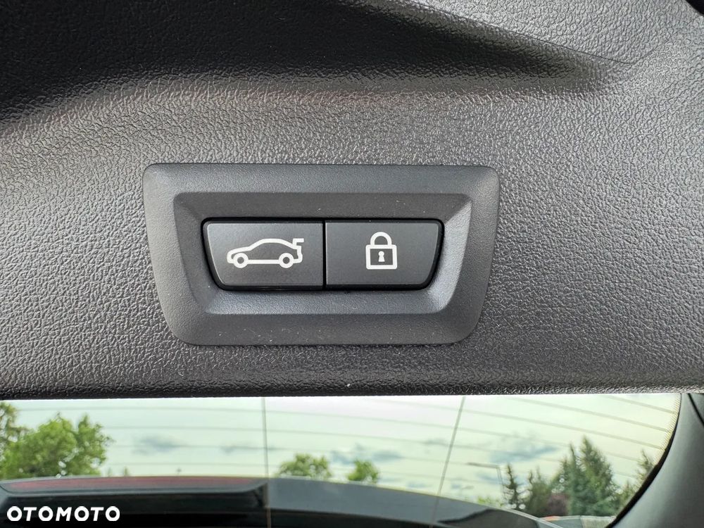 BMW X5 xDrive25d - 11