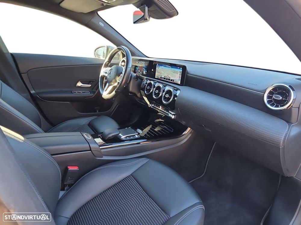 Mercedes-Benz CLA 250 e Shooting Brake Style Plus - 20