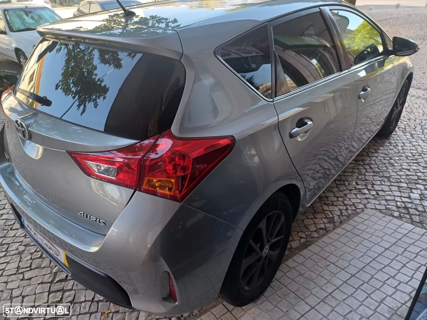 Toyota Auris 1.6 Valvematic Edition - 9