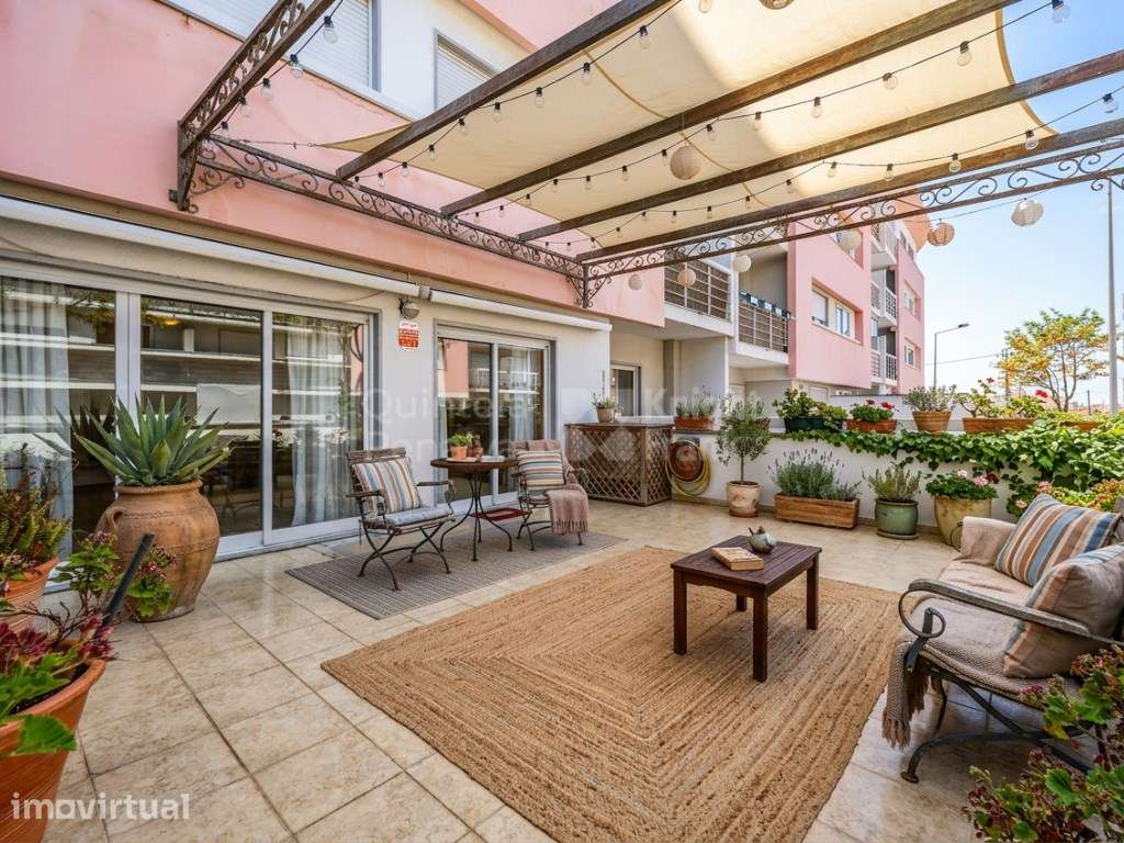 Apartamento T2 com terraço, garagem e arrecadação em Cascais - Grande imagem: 4/28