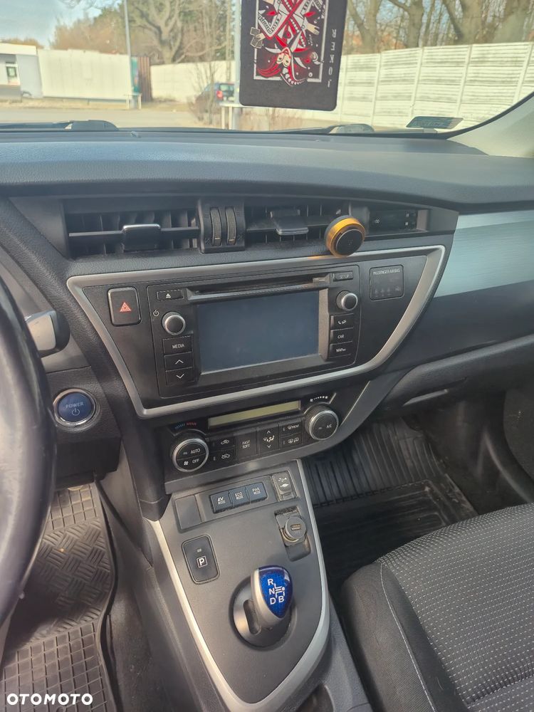 Toyota Auris - 10