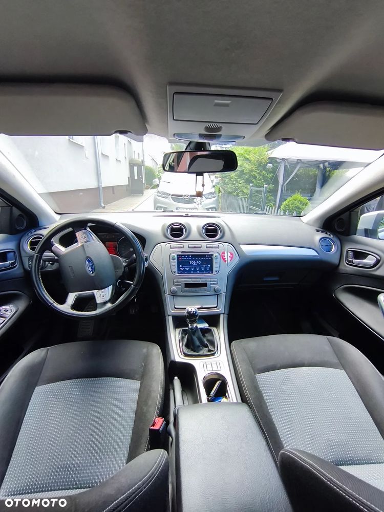 Ford Mondeo 2.0 TDCi Ghia - 8