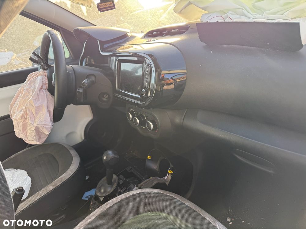 Renault Twingo ENERGY TCe 90 EDC Intens - 9