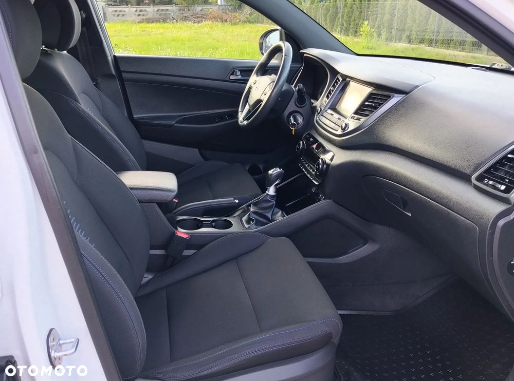 Hyundai Tucson 1.6 GDI BlueDrive GO 2WD - 15